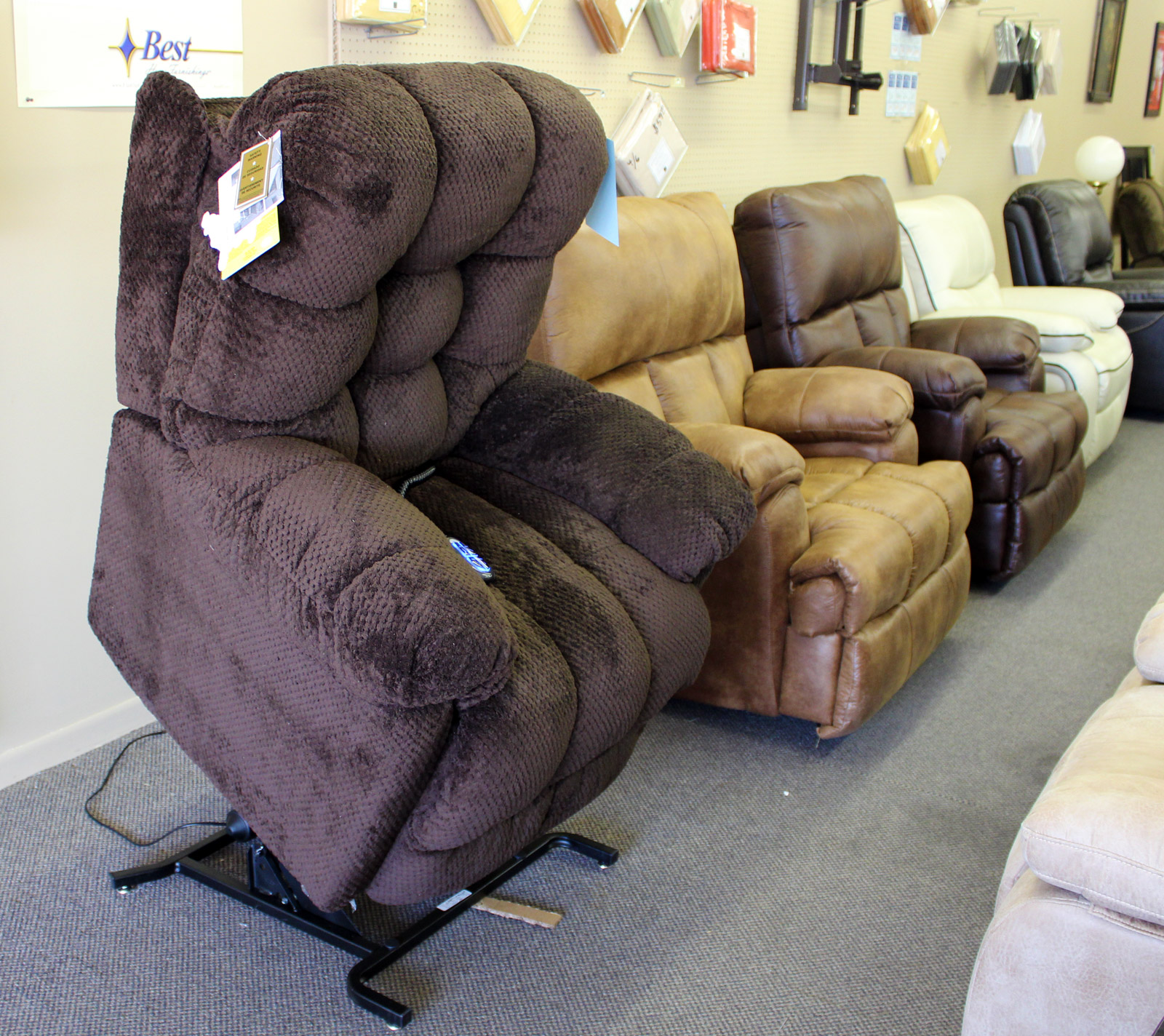 Wells SitNSleep Furniture & Mattresses, Great Bend, KS